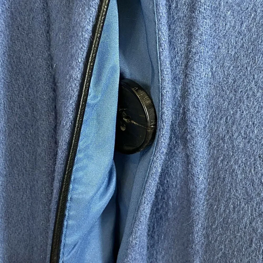 Lafayette 148 Women’s Angora and Wool Blazer Size 4 Button Front Blue